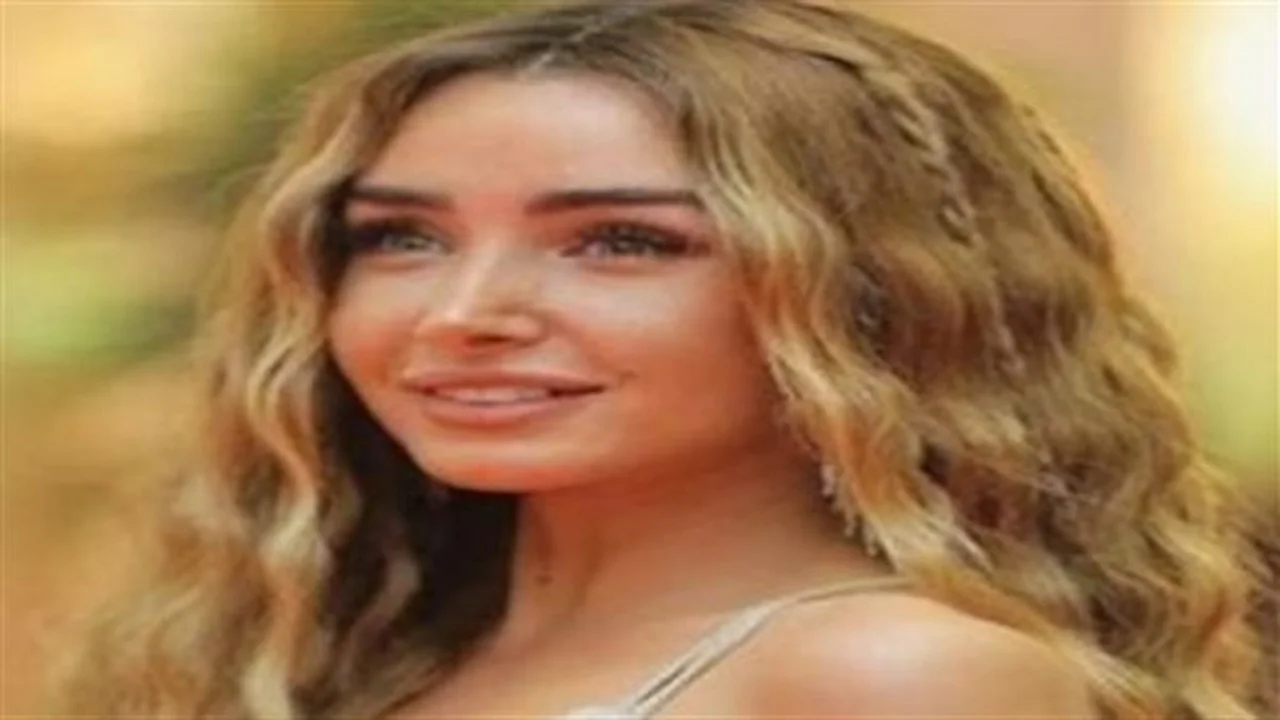 إطلالات الشتاء.. كيف لفتت هنا الزاهد الأنظار بأحدث ظهور كاجوال لها؟